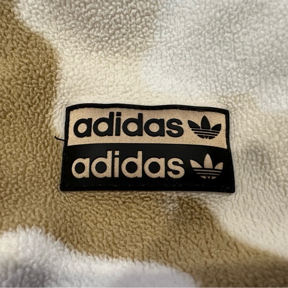 ADIDAS Beige Camouflage Fleece Hoodie Size MEDIUM - Picture 4 of 6